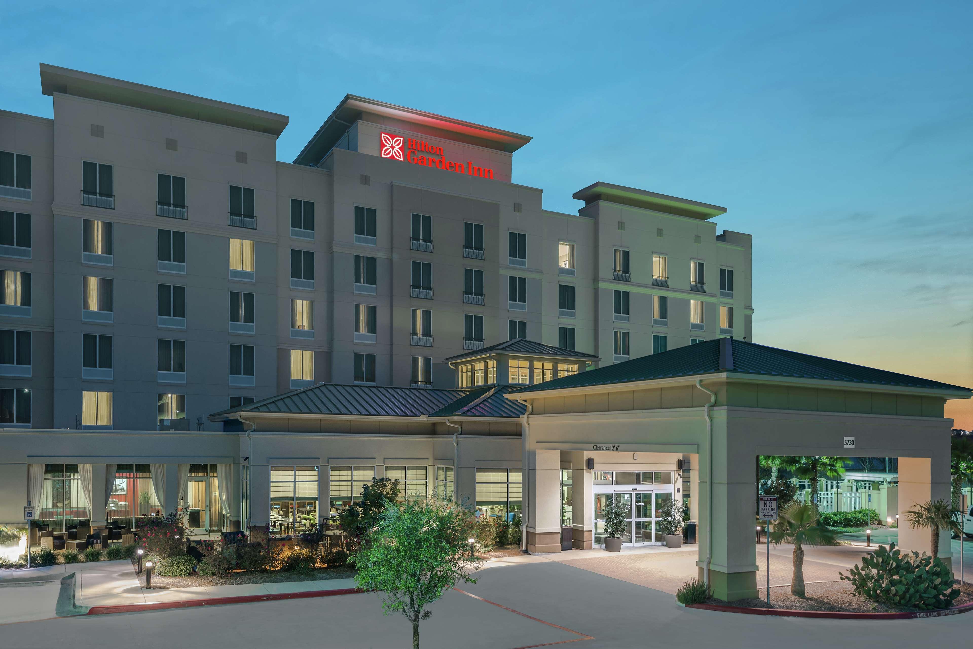 Hilton Garden Inn San Antonio/Rim Pass Drive מראה חיצוני תמונה
