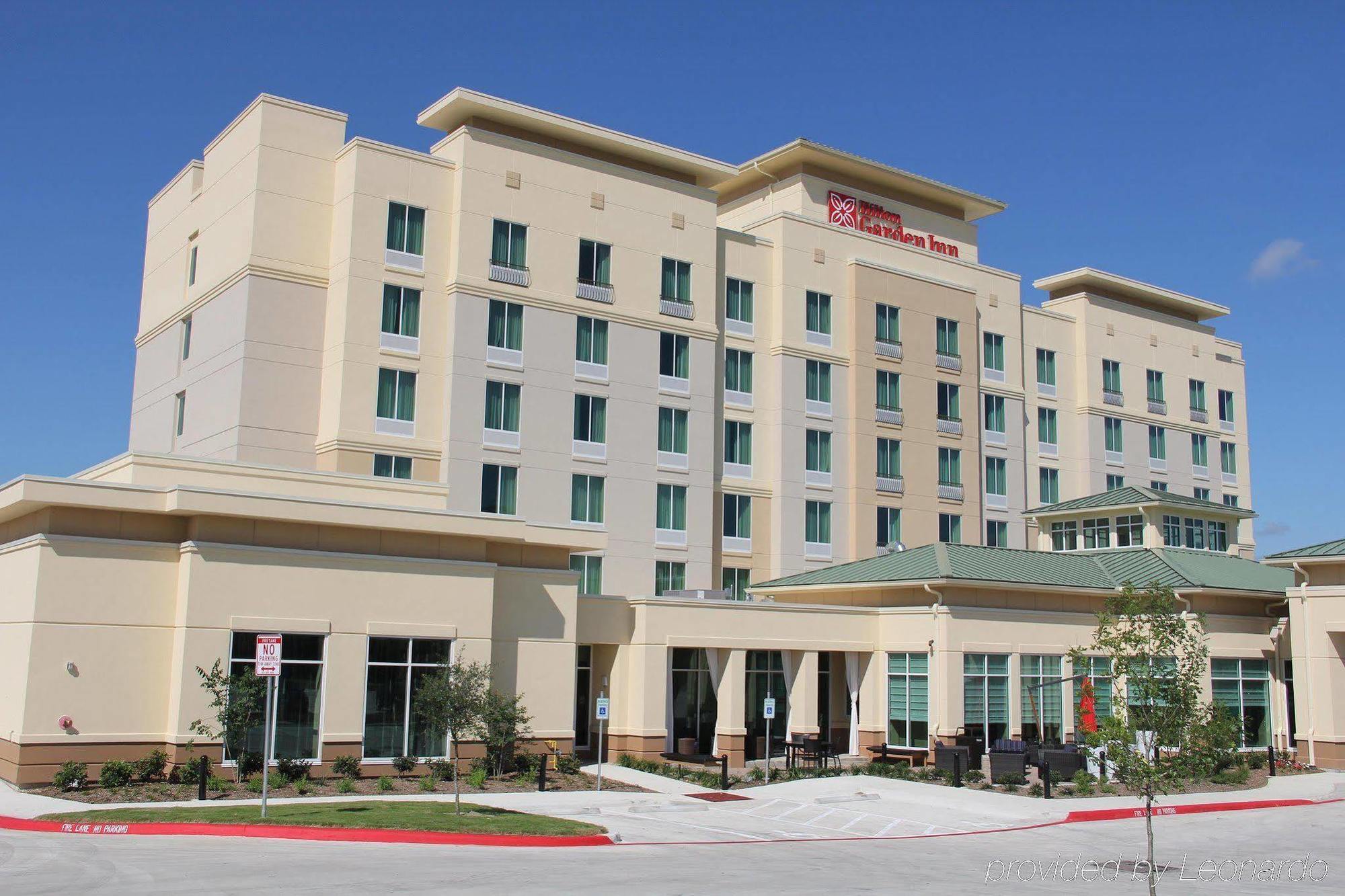 Hilton Garden Inn San Antonio/Rim Pass Drive מראה חיצוני תמונה